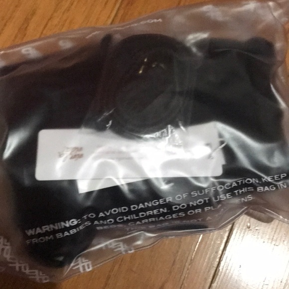 PilyQ Midnight Lace Flutter Bandeau- Medium - Picture 2 of 2